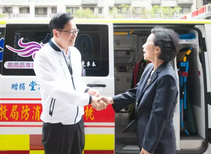 遠傳電信送暖 捐贈桃消新屋分隊5G救護車醫療設備 20240313155938869