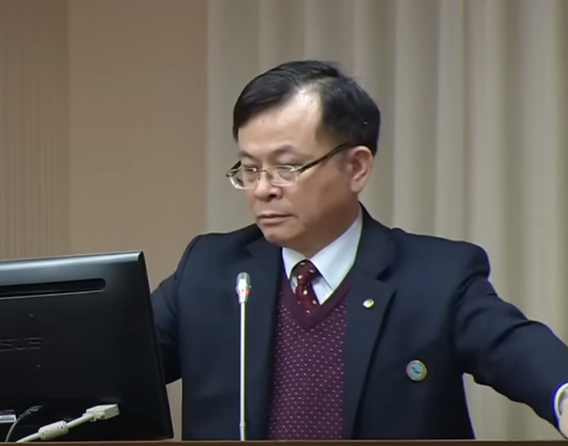 誰在放任「陳耀祥們」