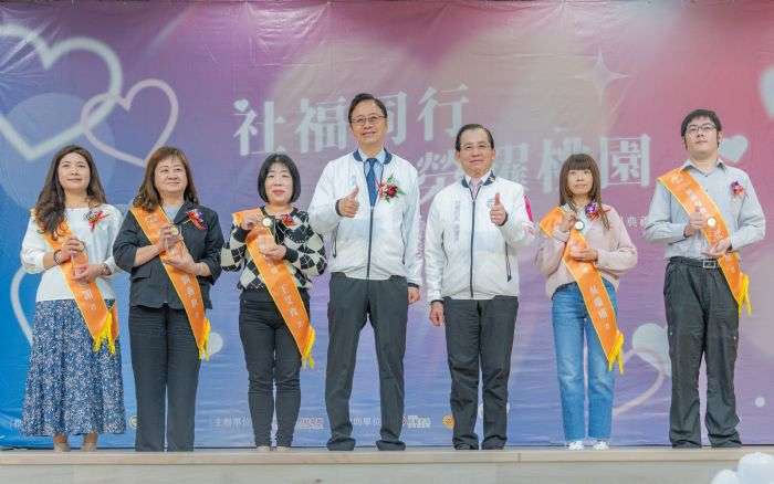 績優社工表揚典禮 張善政肯定有功人員專業付出 20240323141121138