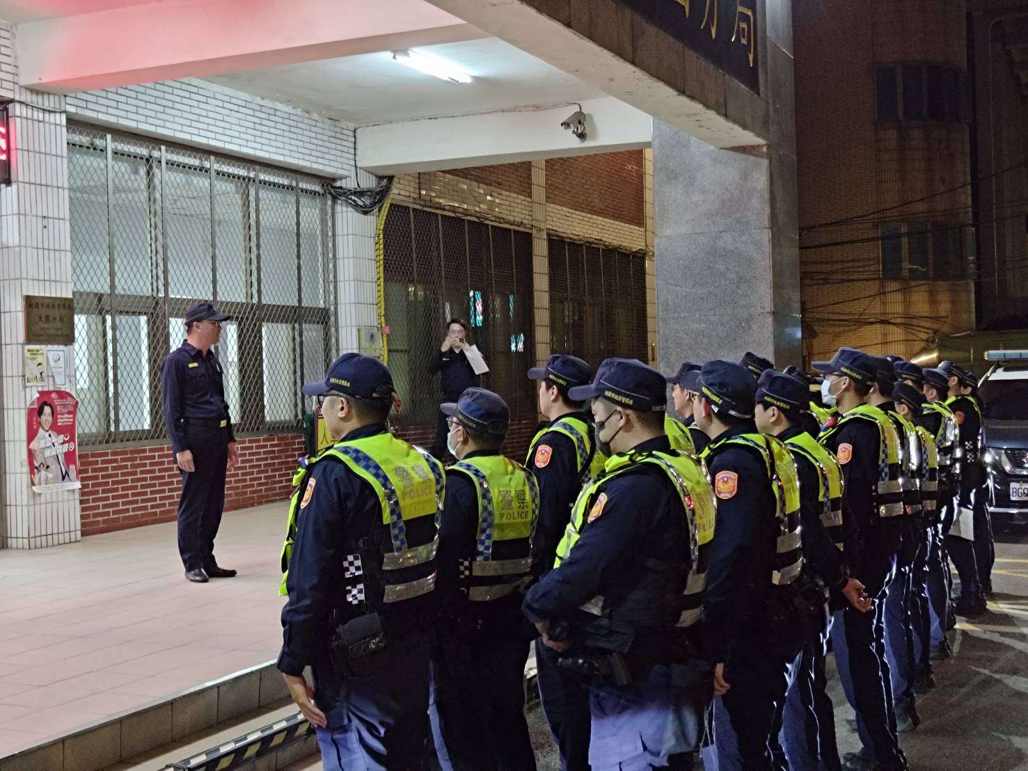 大園警執行擴大臨檢專案 展現維護治安決心 26503