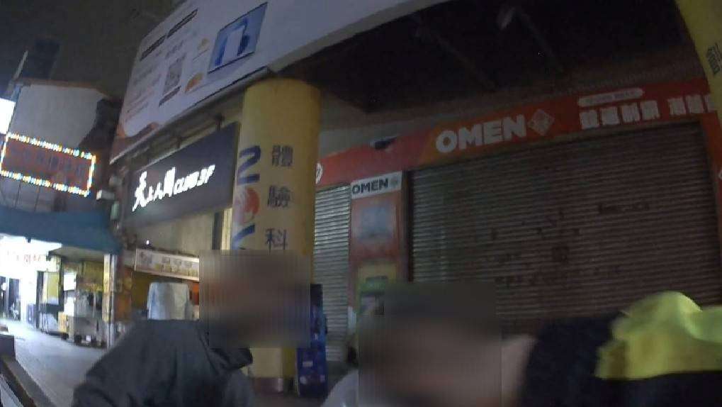 情侶求職碰壁深夜徘徊 蘆竹警暖心助2人返家 407097