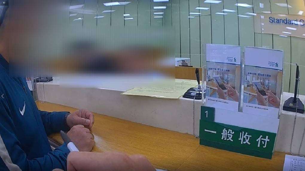 男臨櫃提款215萬 蘆竹警得知真相急勸阻 416914