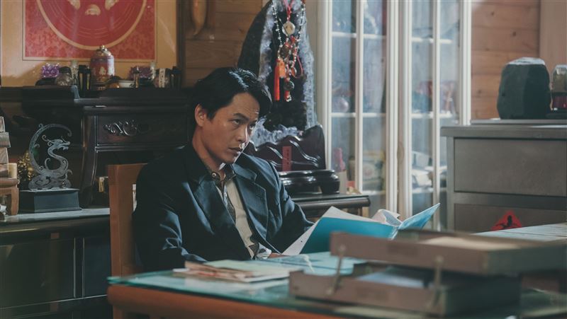 黃鐙輝真面目曝光！死要錢逼債氣死人