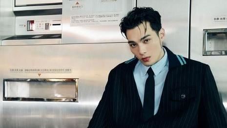 黃偉晉現身鐵粉婚禮 驚喜獻唱網全羨慕了