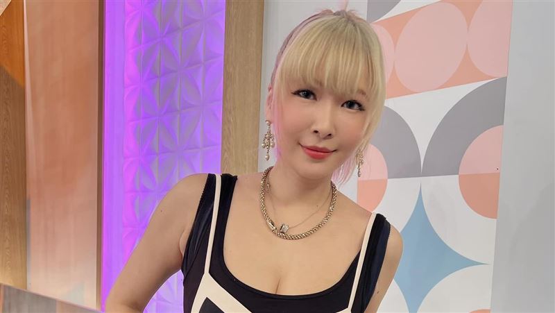 Makiyo頭撞西瓜送急診!控親姊賺錢不要命