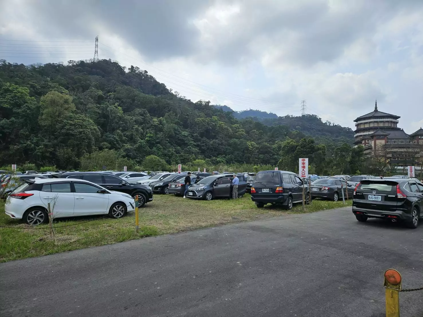清明掃墓湧車潮 大溪警建議改走替代道路 54596 0