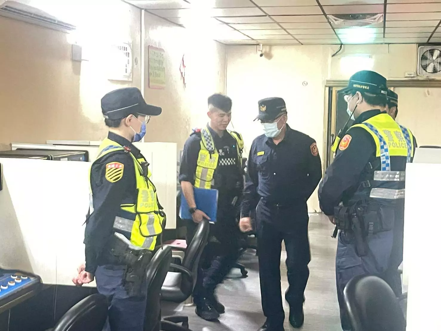 八德警動員41警力 啟動擴大臨檢暨威力掃蕩勤務 582002 0