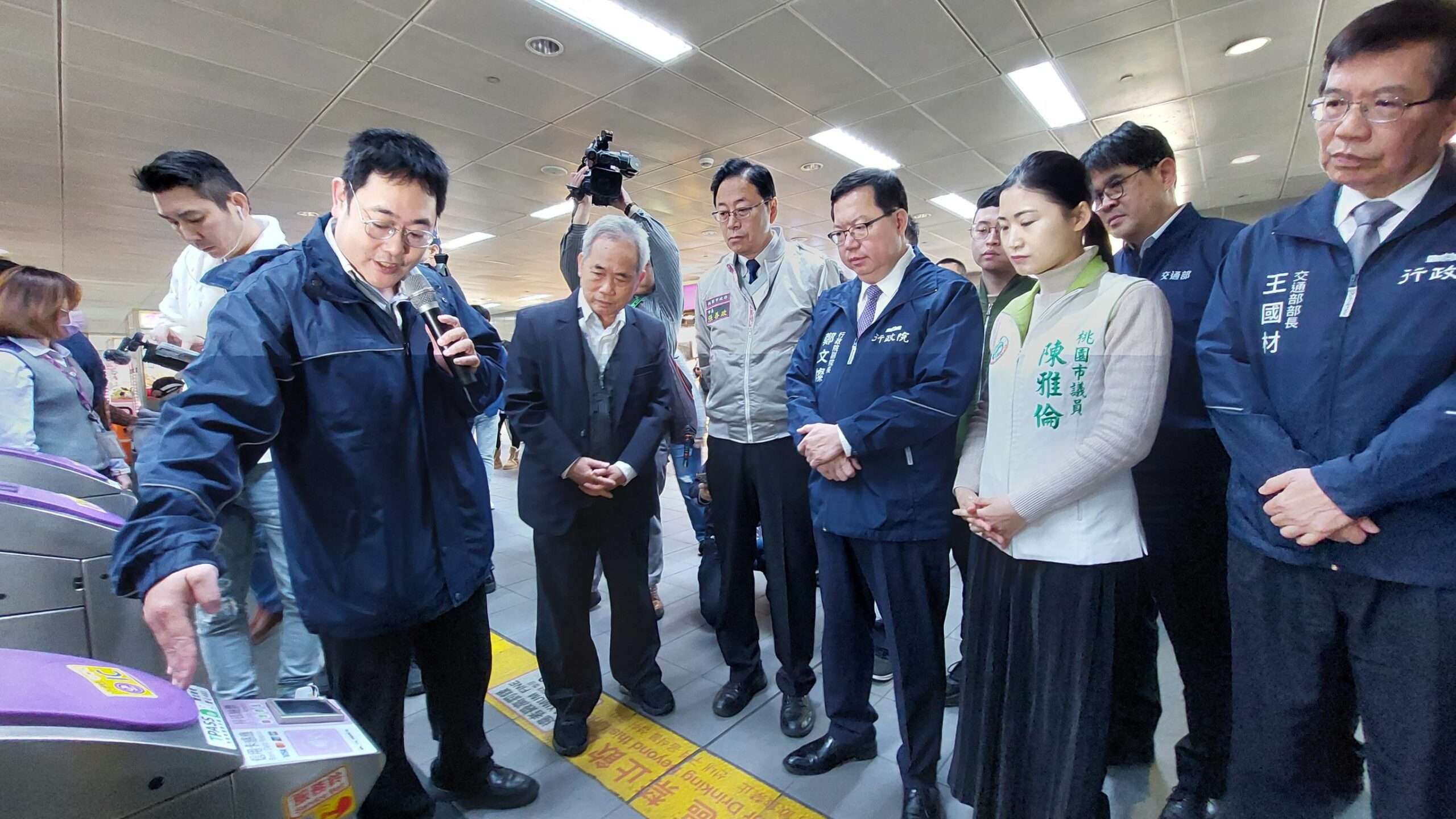 視察機捷A8站談新購10列車廂 鄭文燦允諾經費中央出一半 885228 0 scaled