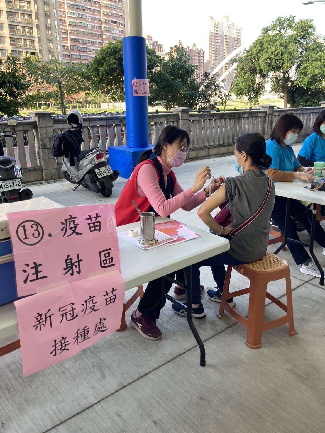 提升民眾接種新冠疫苗便利性 桃園衛生局結合宮廟設站 KAO