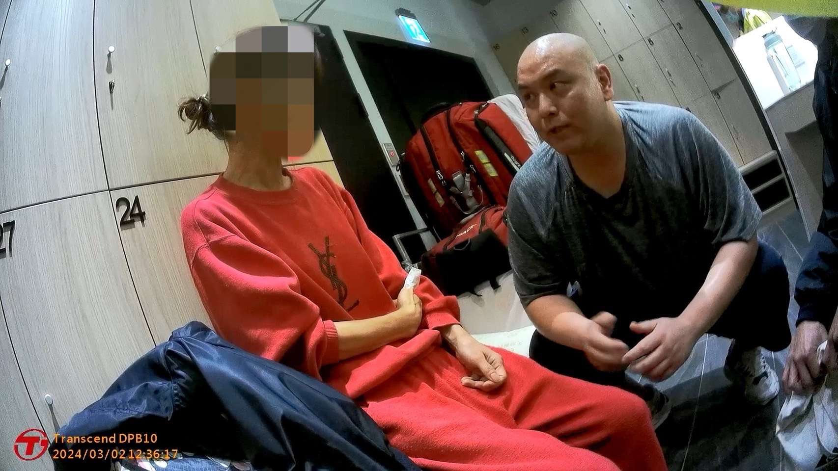 民眾健身中心突發不適 桃消救護教官及時救援 S 18956358 0