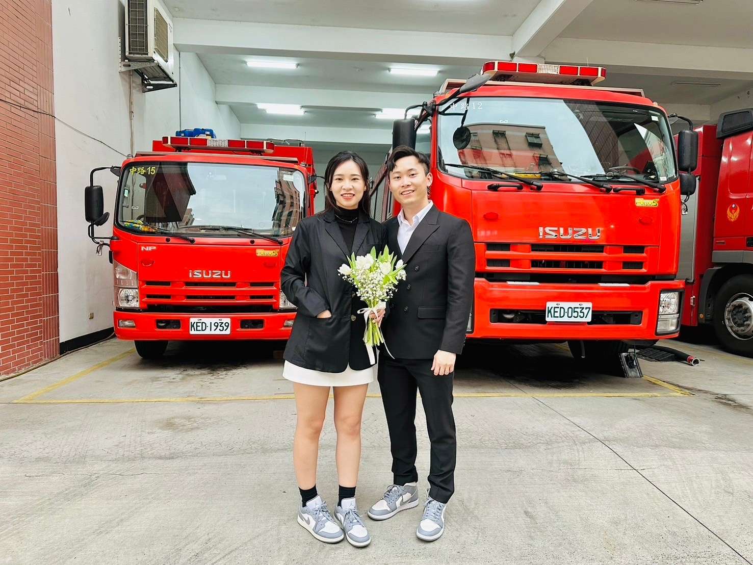 桃園消防員情定白色情人節 同袍齊聚見證幸福時刻 S 44744748 0