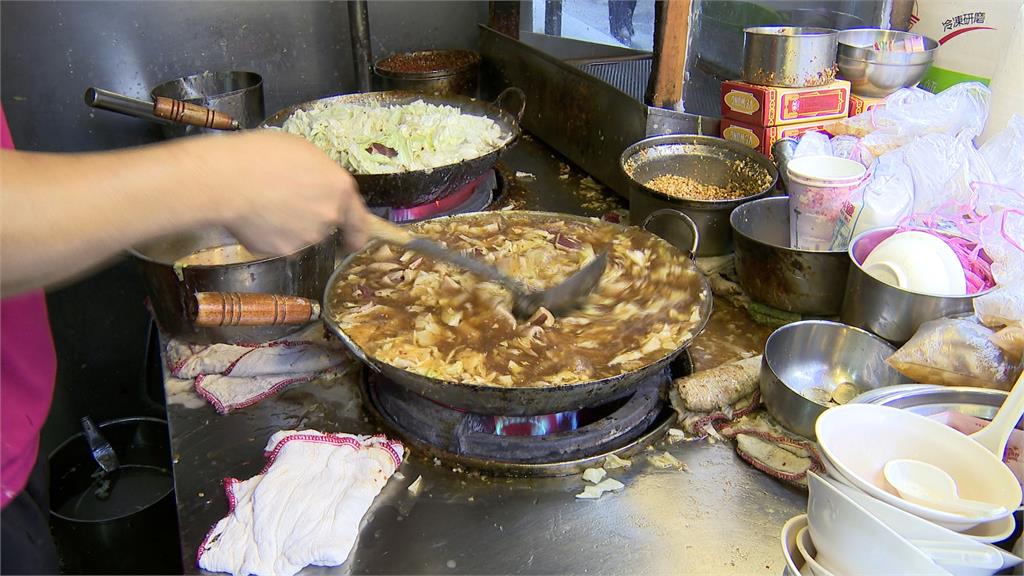 板橋生炒魷魚羹老店漲5元 顧客:還是很佛心