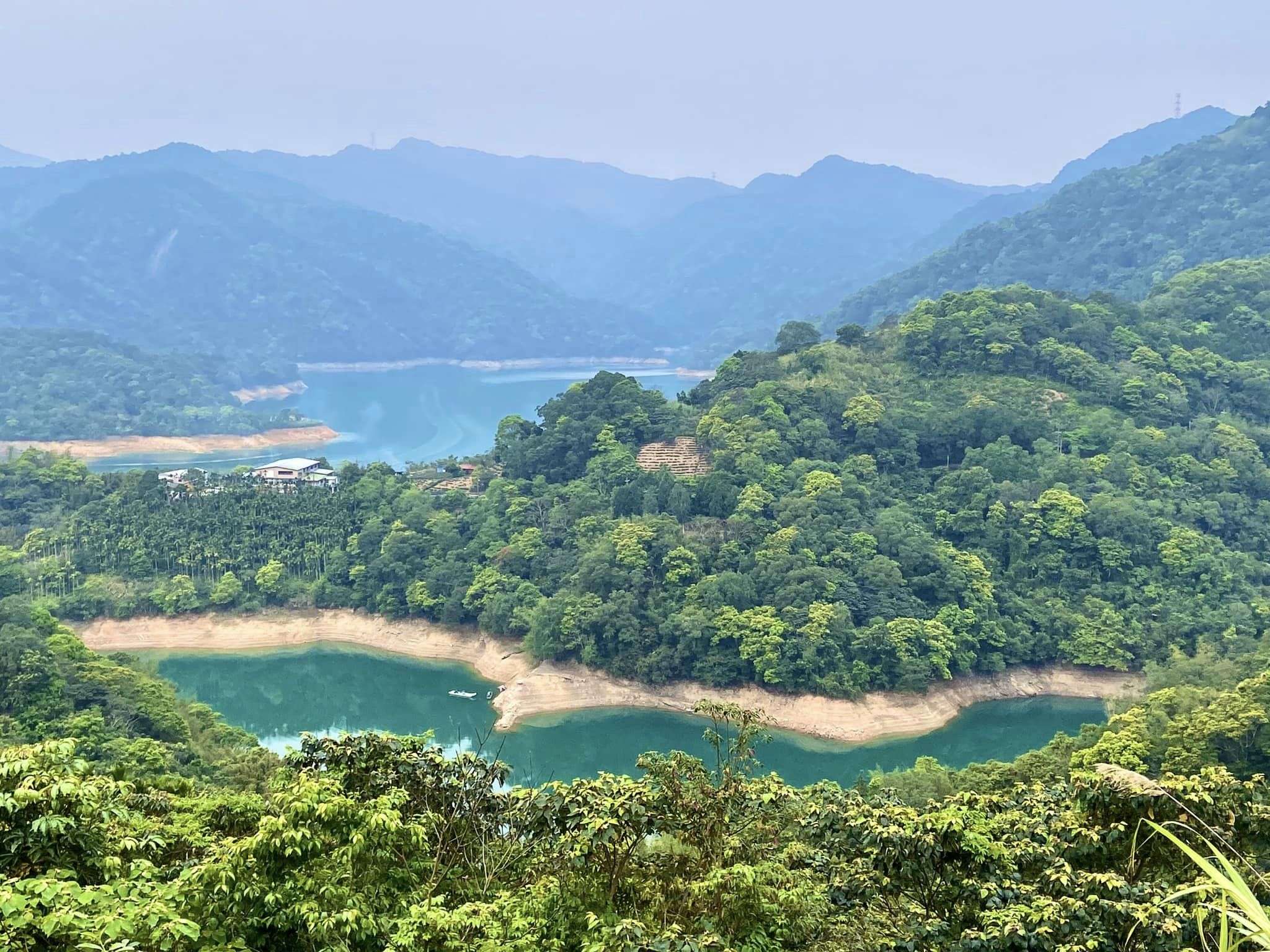 副刊/渡船過潭步道迴 ,千島湖碧茶園青 fafjkA5