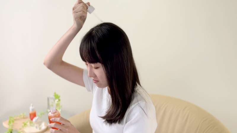 現代生活壓力大 頭皮護理成新趨勢 hrgye454