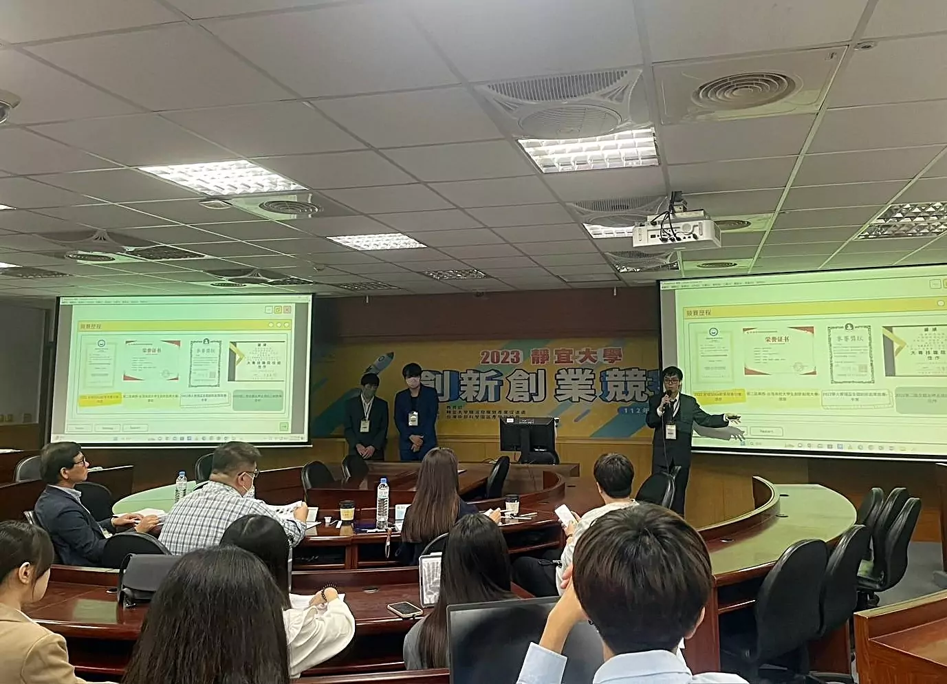 打造浪浪認養APP 龍華科大Gaiabit毛焦點奪創新創業競賽季軍 遠端認養助浪浪 龍華科大Gaiabit毛焦點團隊創業賽獲季軍 2