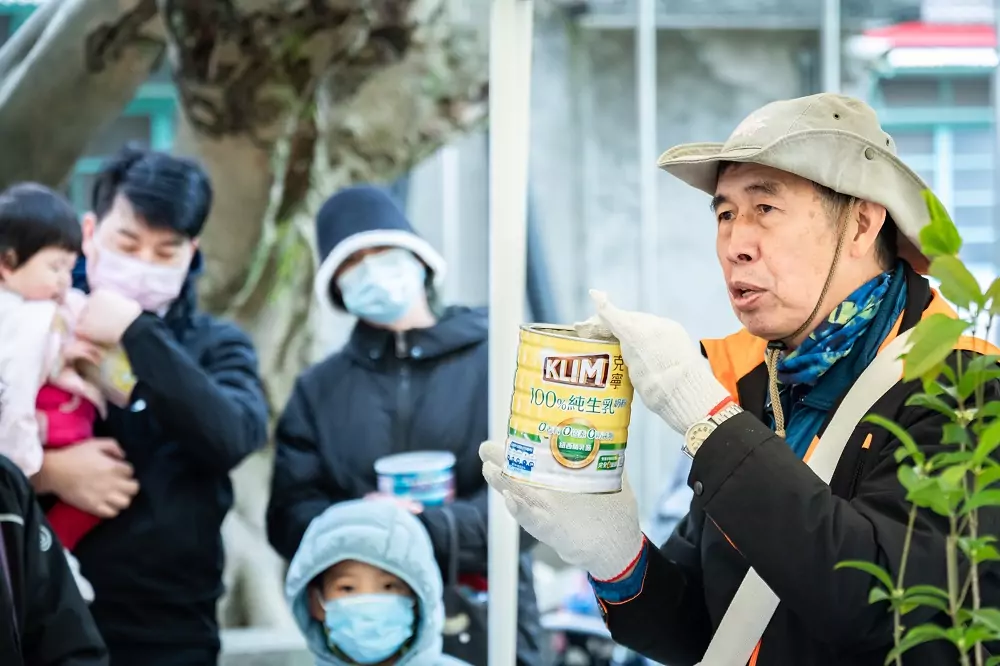 配合植樹節，馬祖新村眷村文創園區辦理奶粉罐植樹DIY活動，結合園區生態導覽及種植樹 0