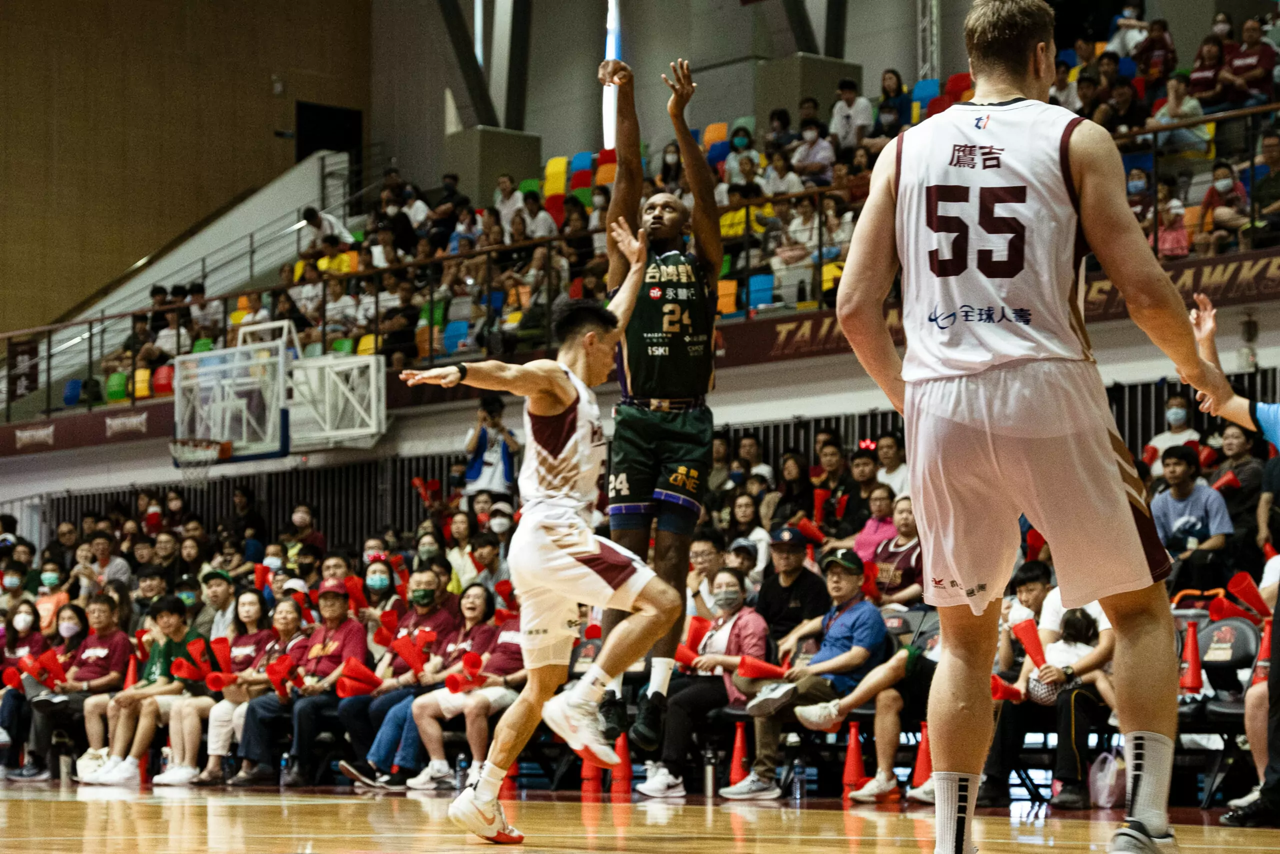 雲豹洋將克羅馬單場29分射鷹 奪2連勝迎接主場賽事 雲豹洋將克羅馬單場29分射鷹 奪2連勝迎接主場賽事