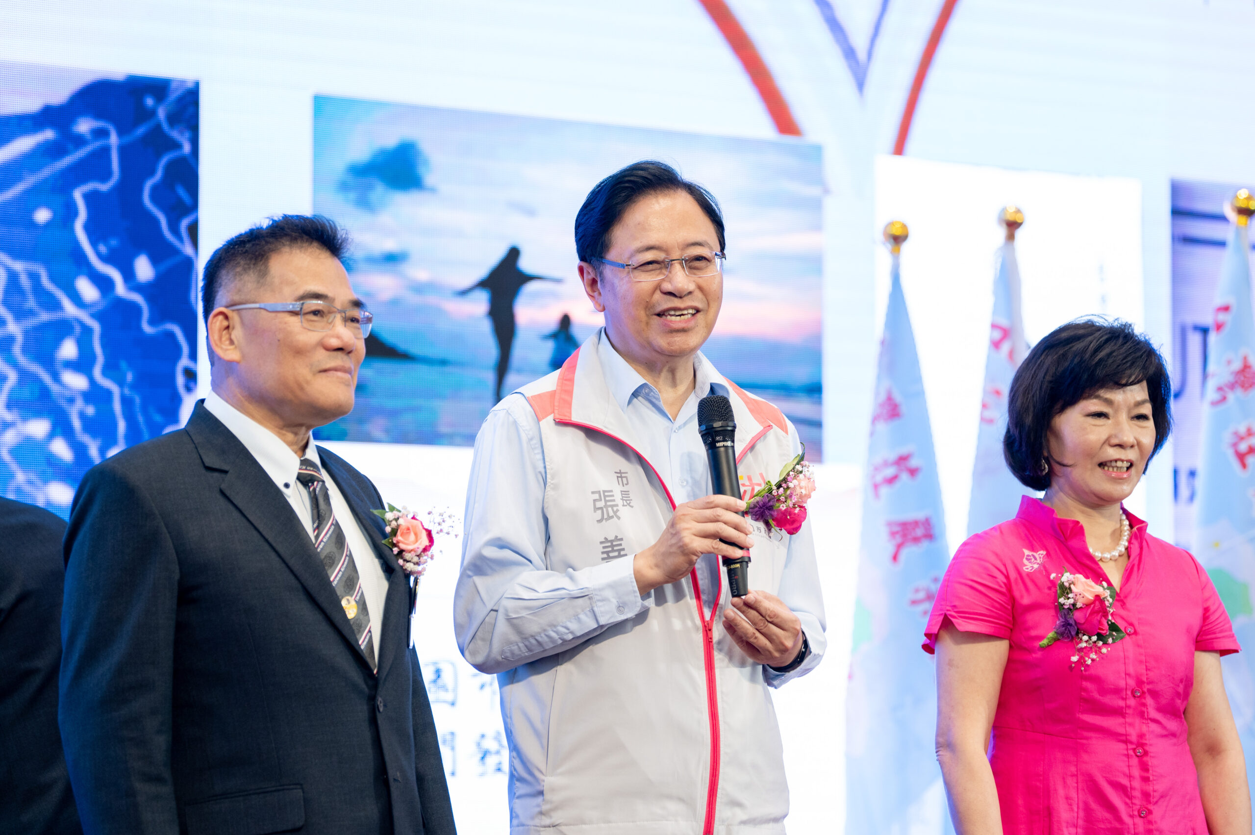 台灣莊、嚴宗親總會長交接 張善政期勉未來發展越來越好 20240420143659590 scaled