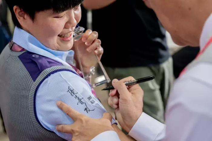 張善政表揚桃捷12模範員工 盼持續擴散傑出表現 張善政表揚桃捷12模範員工 盼持續擴散傑出表現