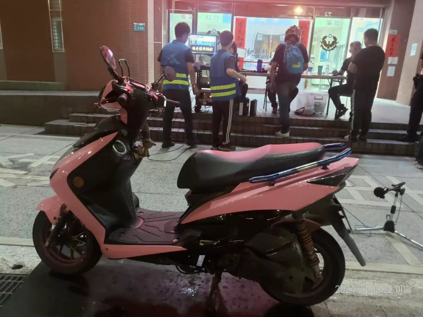 桃警強力打擊非法改裝車 一晚抓20車噪音超標 桃警強力打擊非法改裝車 一晚抓20車噪音超標