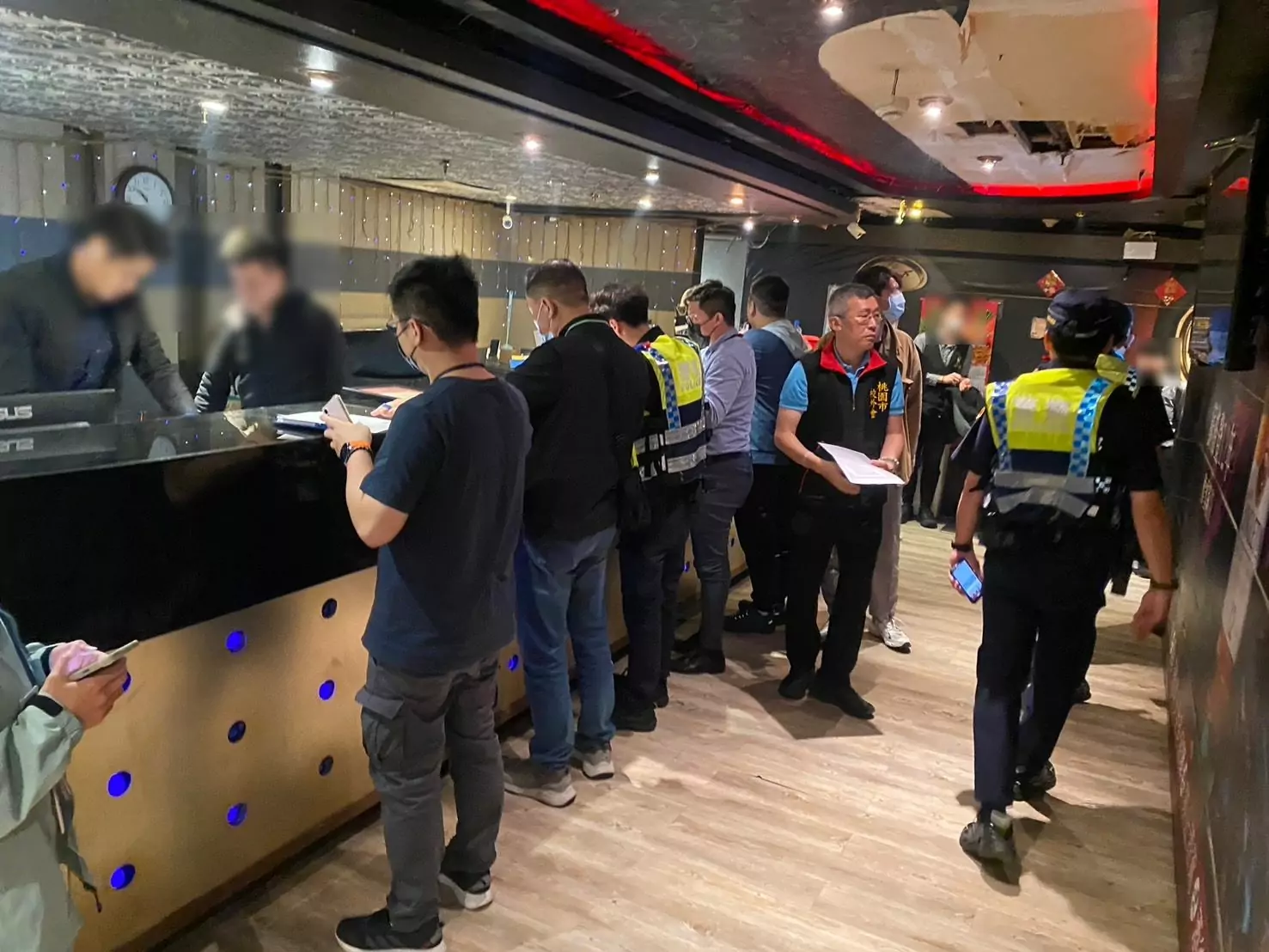 維護治安不打烊!平警全面出擊掃蕩毒、賭、色 維護治安不打烊!平警全面出擊掃蕩毒、賭、色