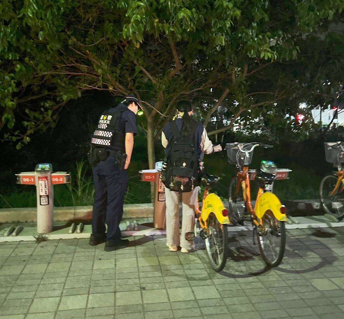 YouBike頻顯示還車失敗好慌張 大園警助越籍女解圍 365000 0