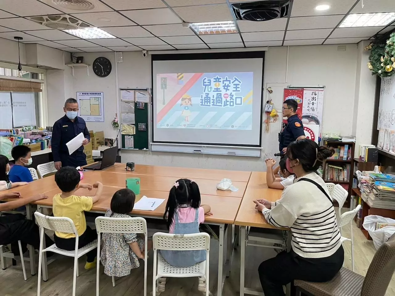 八德警關懷弱勢學童 加強預防教育宣導 八德警關懷弱勢學童 加強預防教育宣導