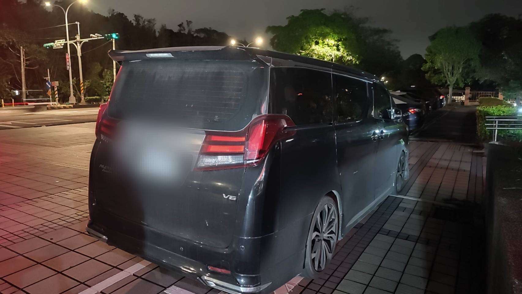 八德街頭男子因債務遭毆打 警攔截逮3人送辦 S 12738599