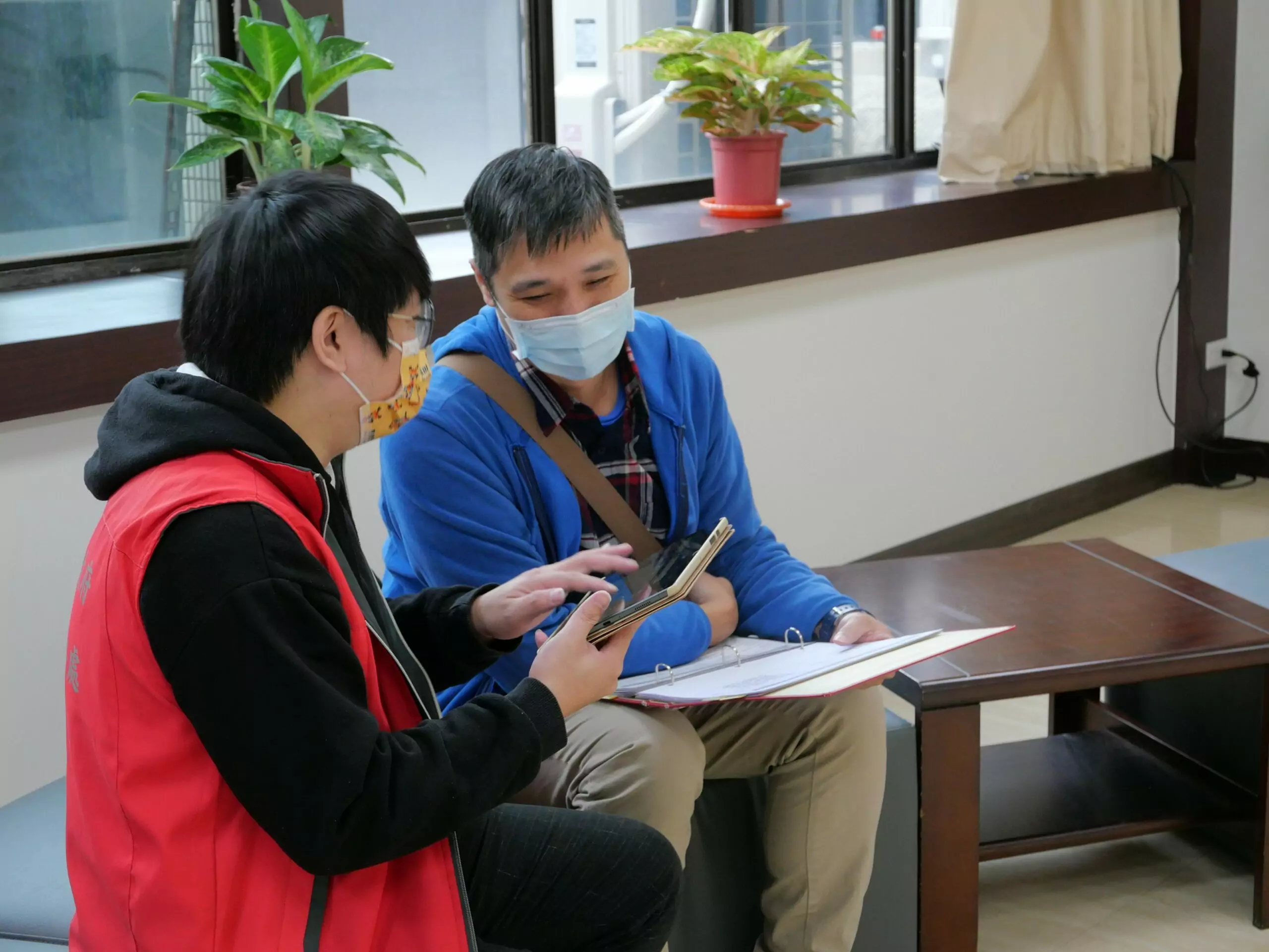 桃園就服處祭獎勵金 助中高齡者開創職涯第二春 桃園就服處祭獎勵金 助中高齡者開創職涯第二春