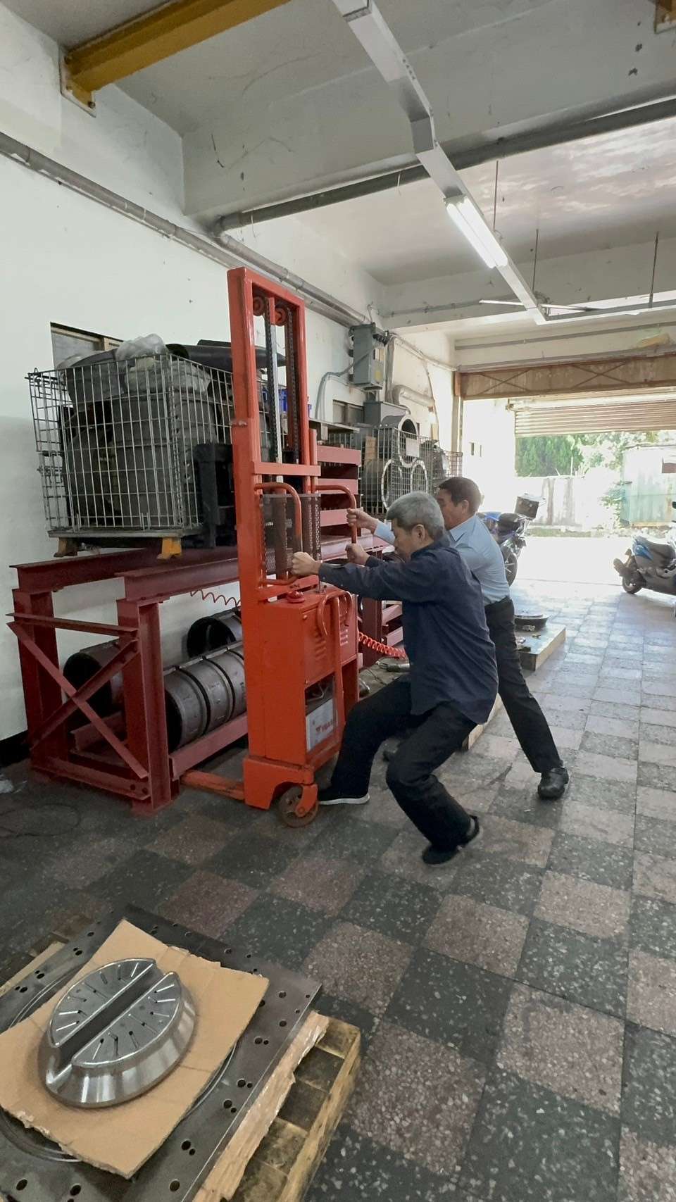 桃就服處「職務再設計服務計畫」助中高齡者延續職業生涯 0 1