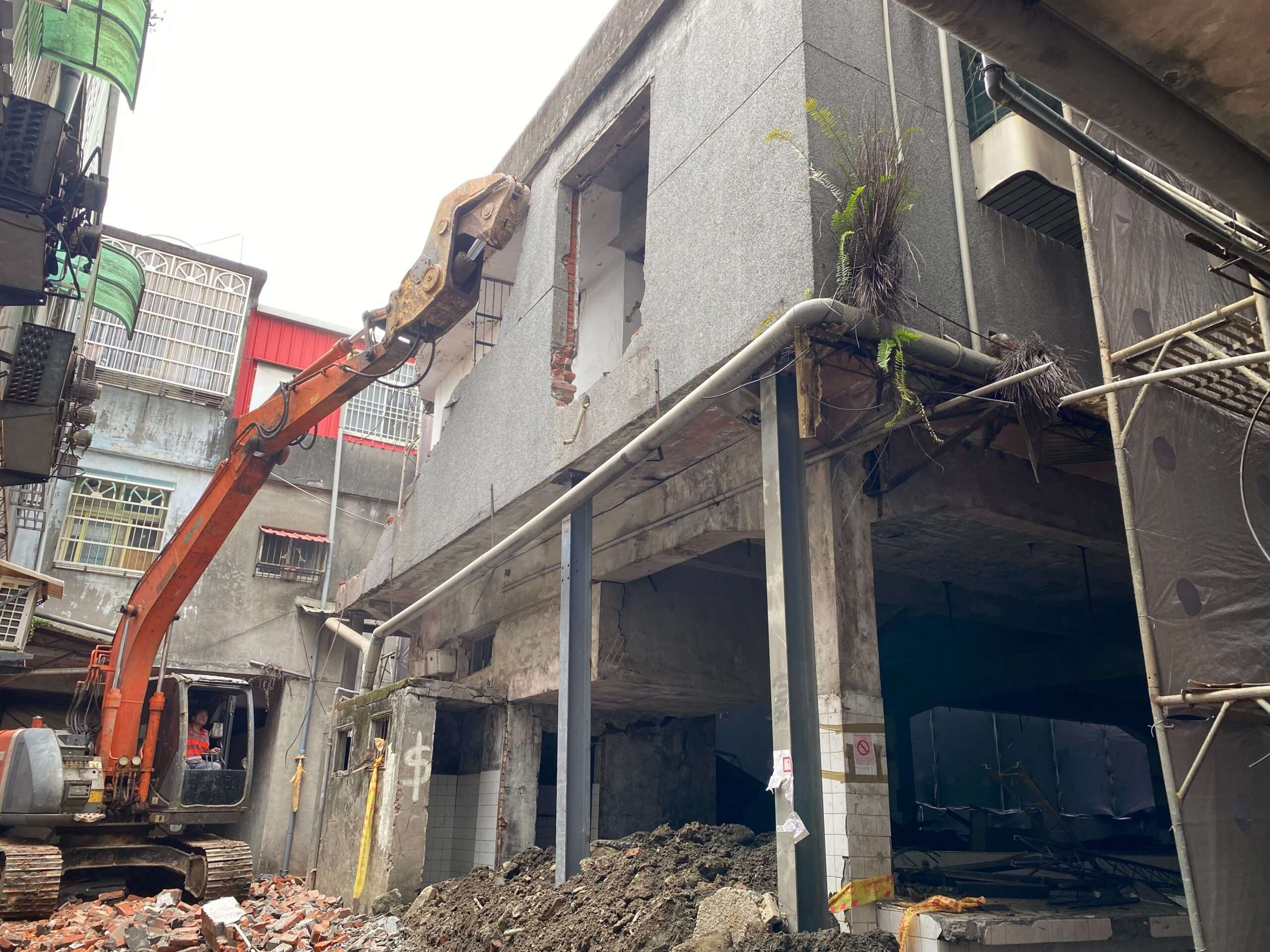 助民迅速回歸正常生活 大溪三元市場拆除提前完工 1556 scaled