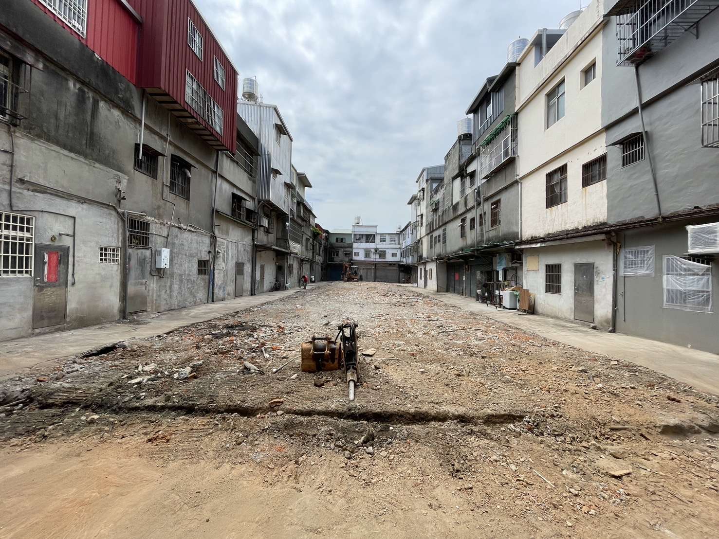 助民迅速回歸正常生活 大溪三元市場拆除提前完工 1565