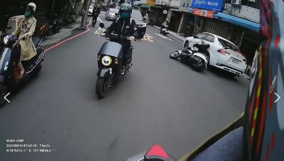 1715671390835