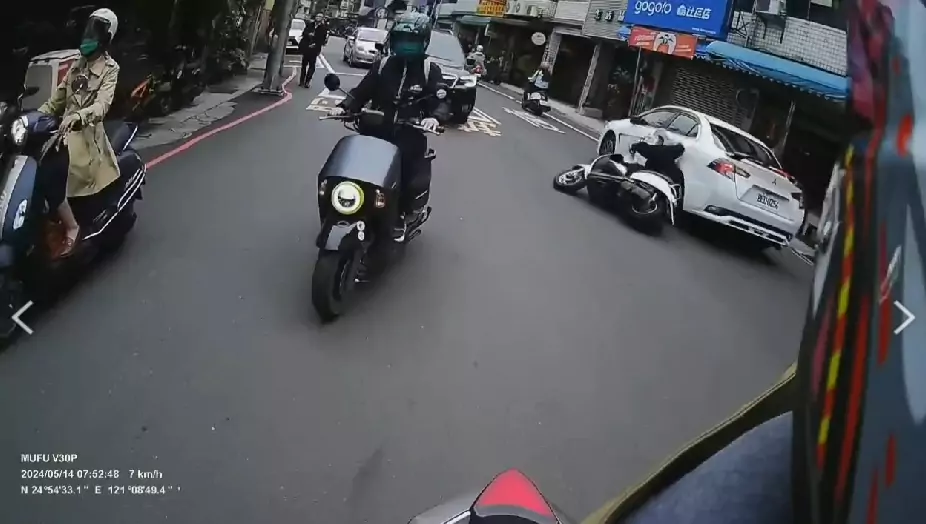 1715671390835