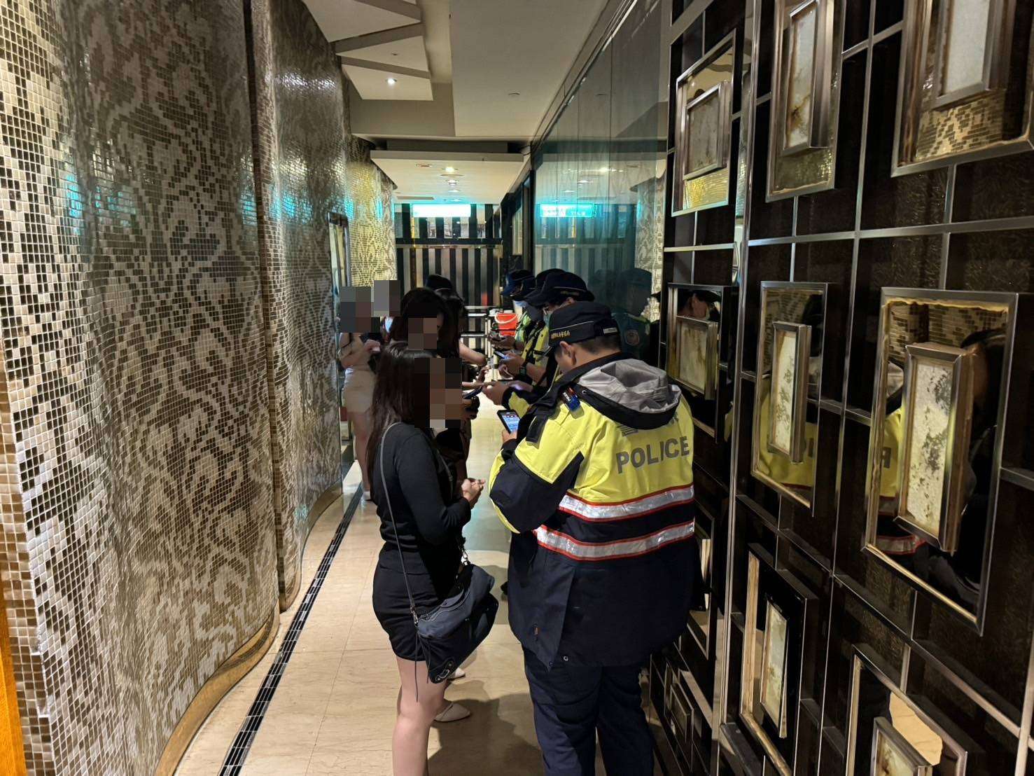 桃警執行雷霆除暴 強力臨檢掃蕩易滋事場所 1814783 0
