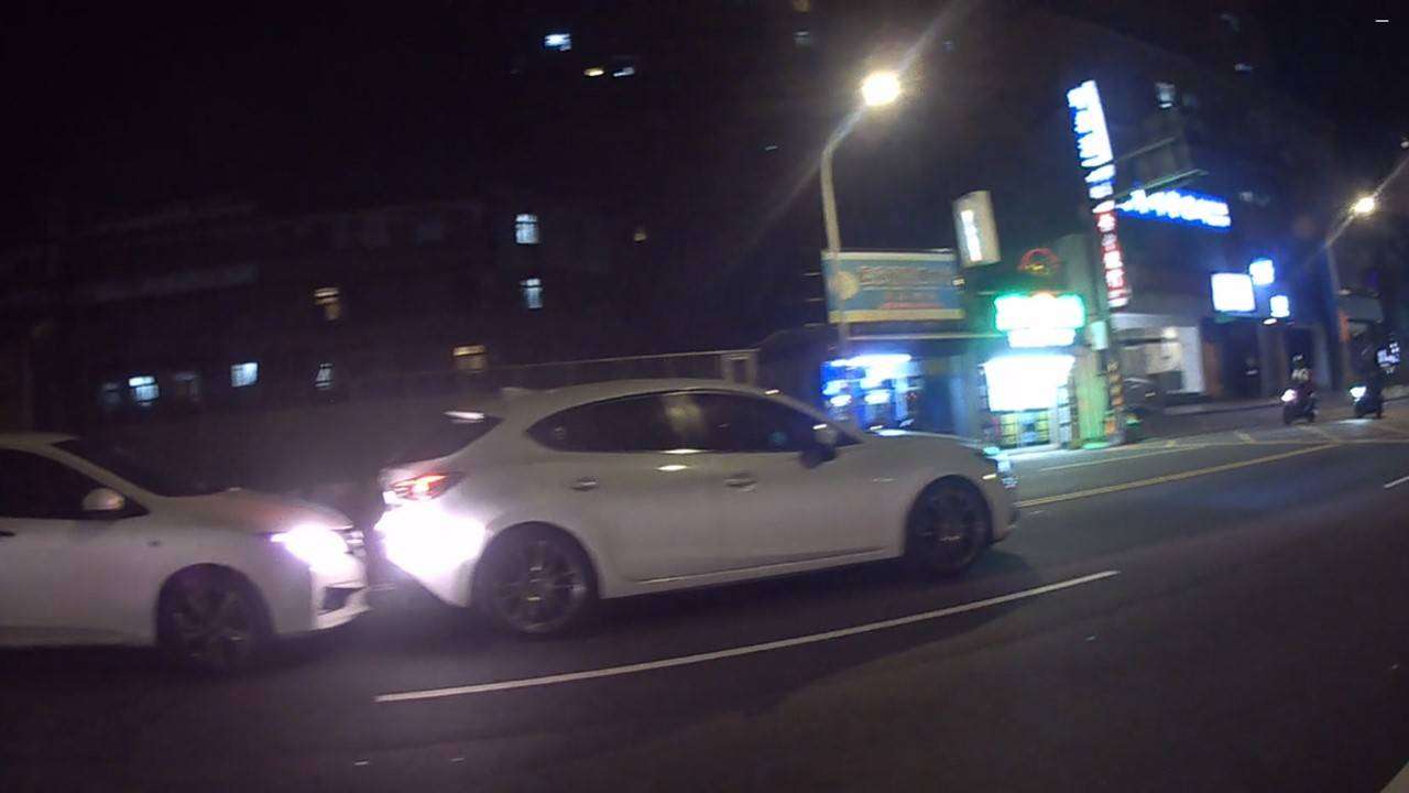 酒駕釀禍!車輛滑動沒發現 女子煞車不及追撞前車 1824269