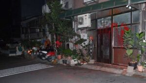 【有片】財務糾紛潑漆洩憤 桃警兵分多路火速逮3人