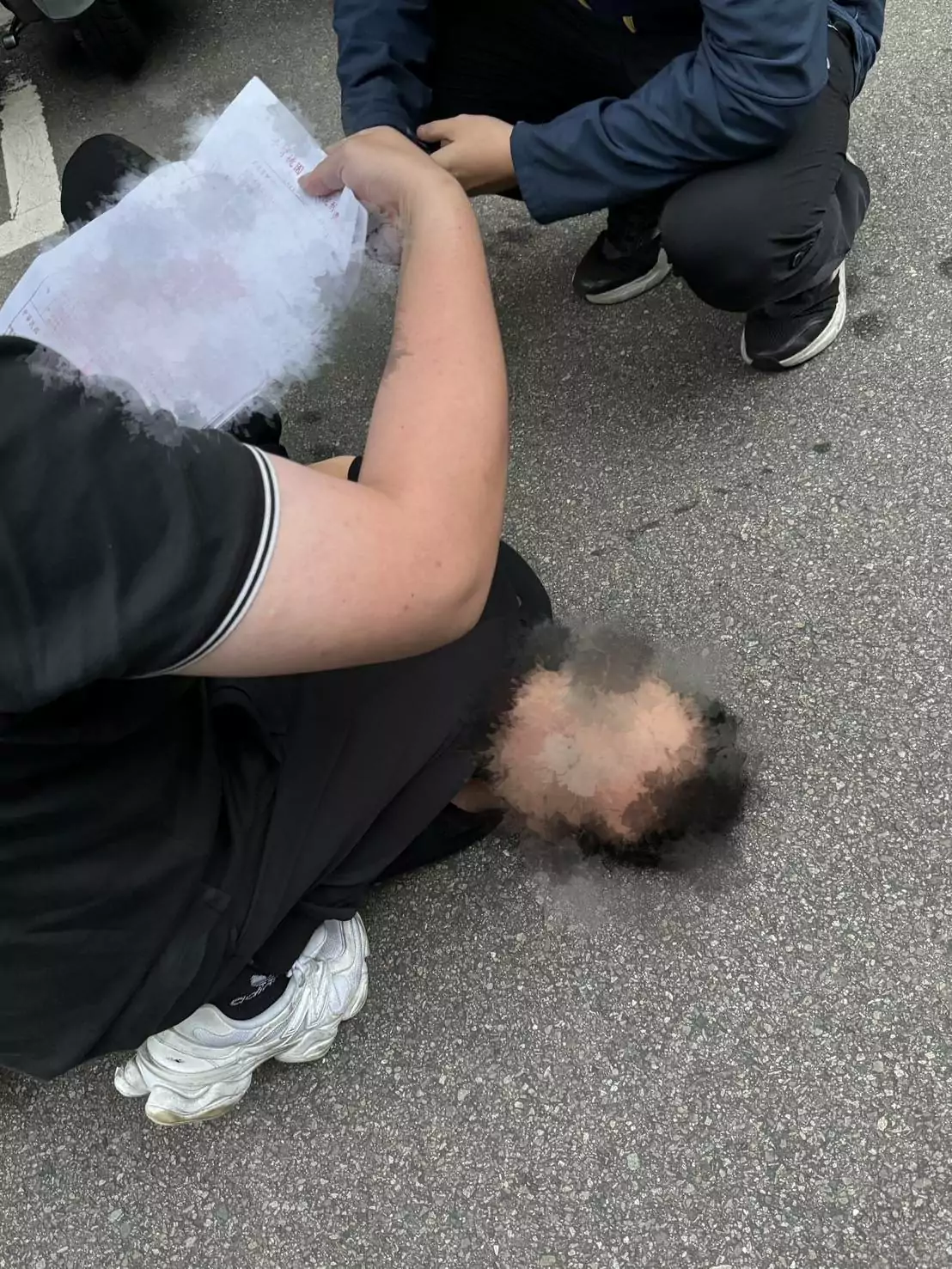 【有片】偽假身分網路收購黃金 男子詐騙故技重施狠狽落網 1842383