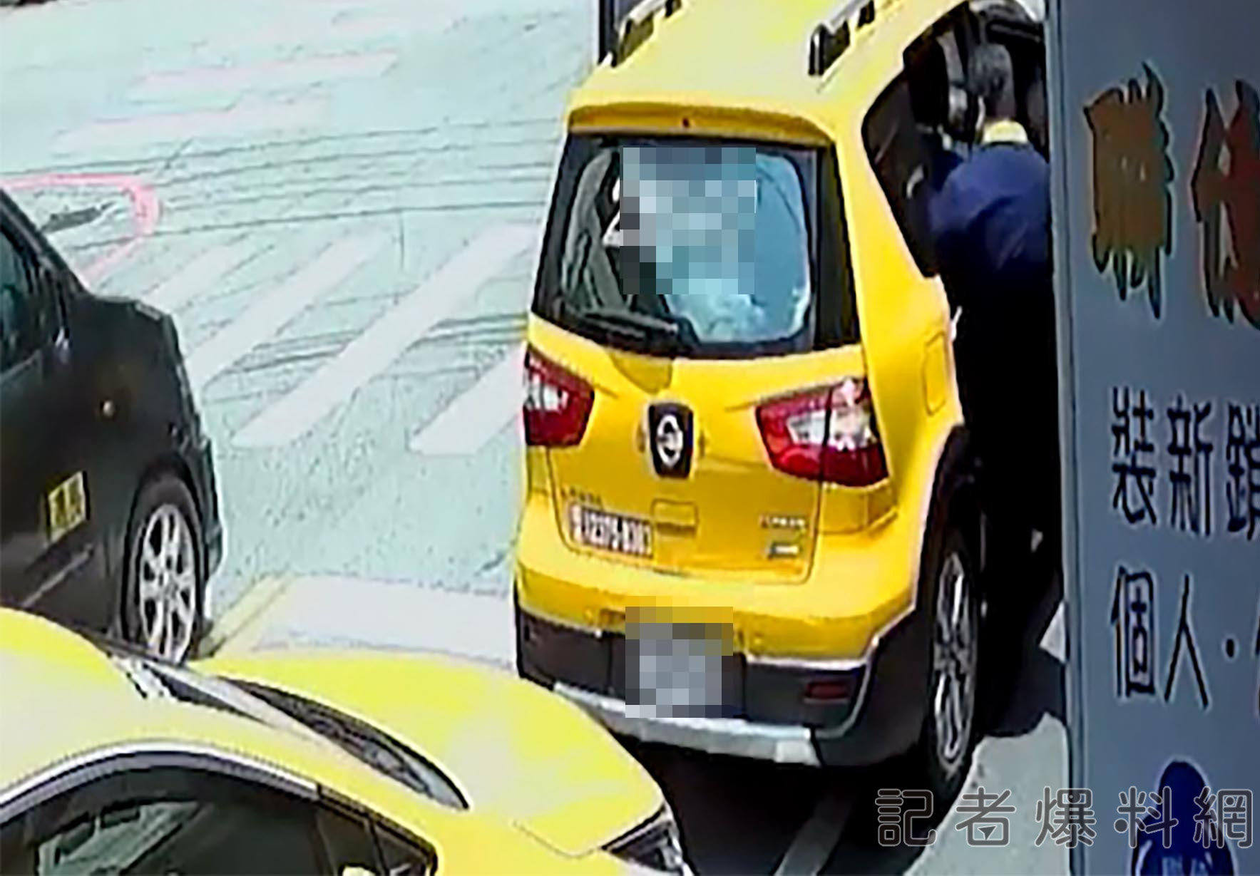 不滿小黃司機繞路要求下車 女乘客遭爆打