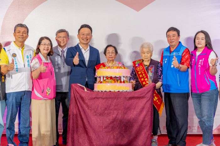 中壢區公所表揚78位模範母親 蘇俊賓感謝為社會家庭貢獻 20240504150028971