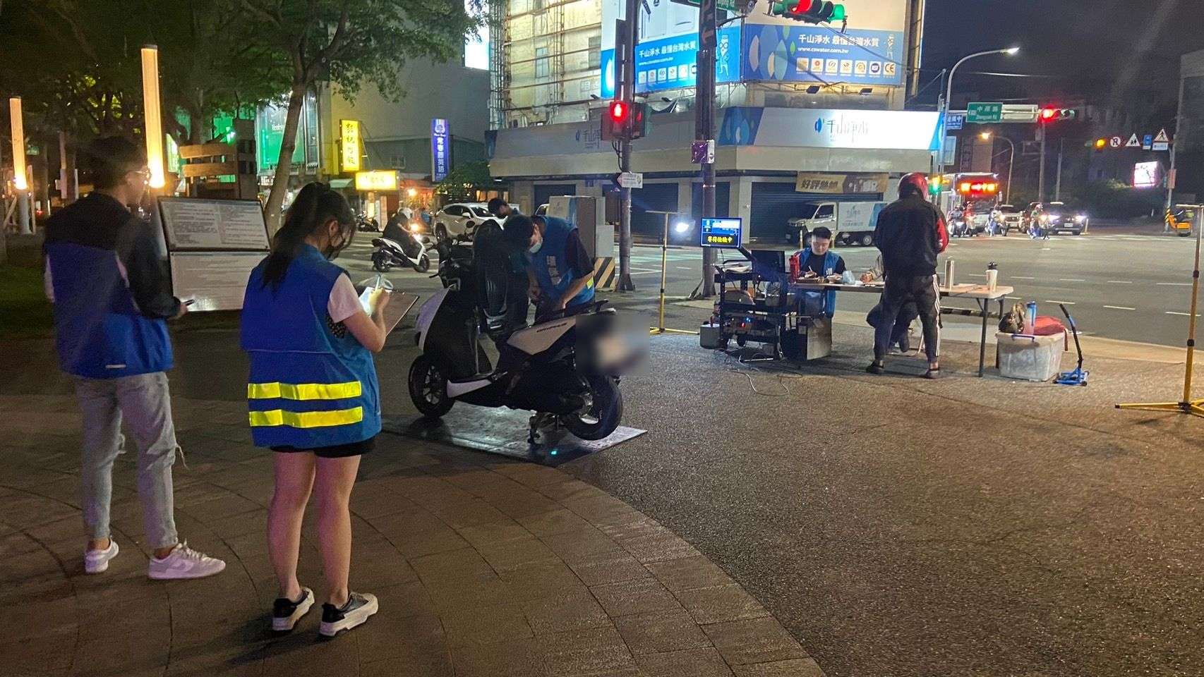 平鎮警強力執行雷霆除暴 查獲攜大麻男子送辦 349322 0