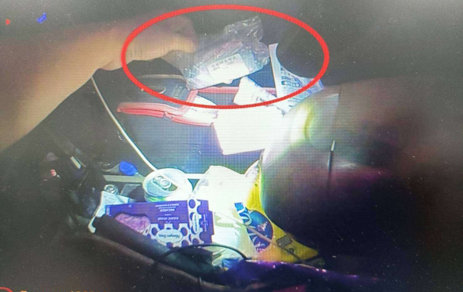 大園警執行封鎖式路檢 查獲2名越籍男被通緝還攜毒 376845 0