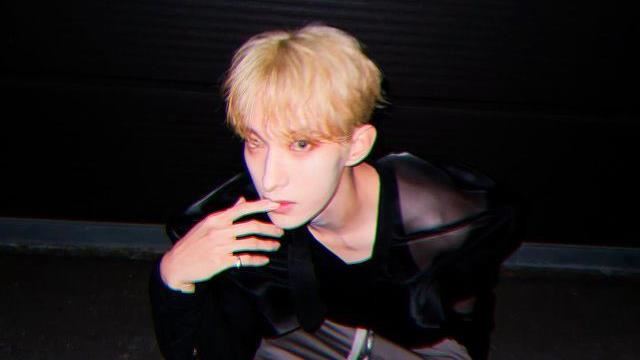 嚇爛！男星直播接私生電話　竟是隊友號碼