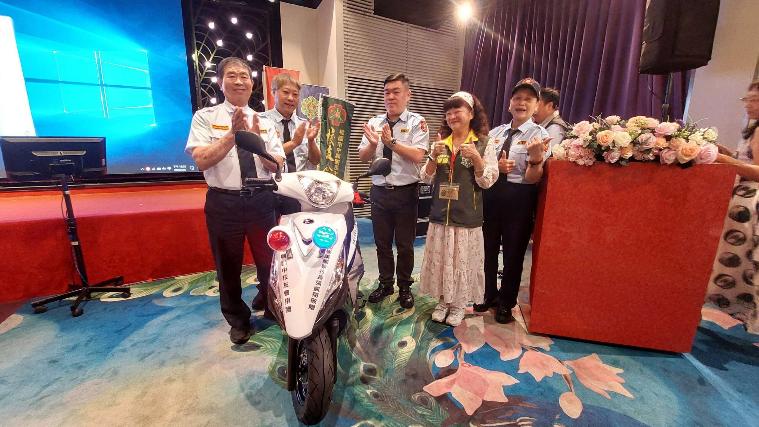 謝慧謹關懷社會無私奉獻 凝聚愛心捐贈機車與10萬獎助金 915516 0 scaled