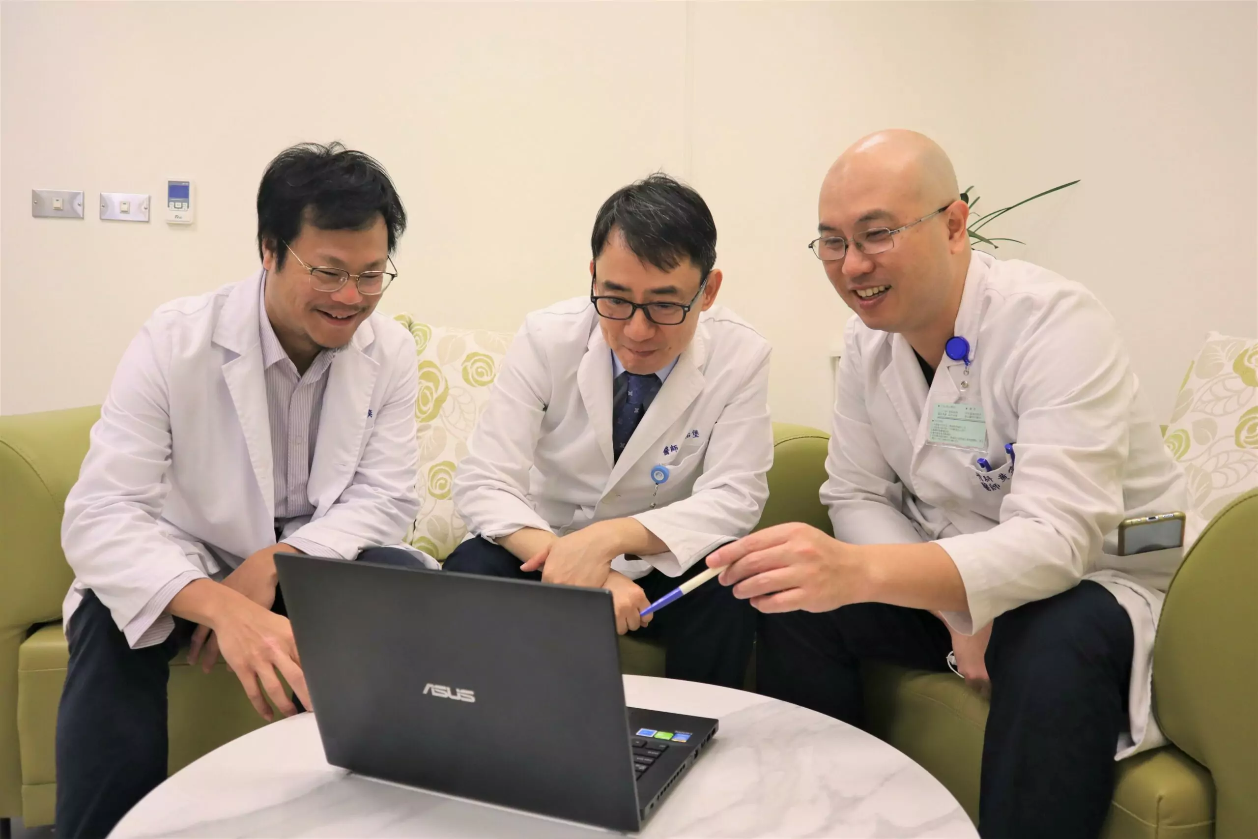 部桃攜手國防醫學院研究 開創關節退化治療新希望 部桃攜手國防醫學院研究 開創關節退化治療新希望