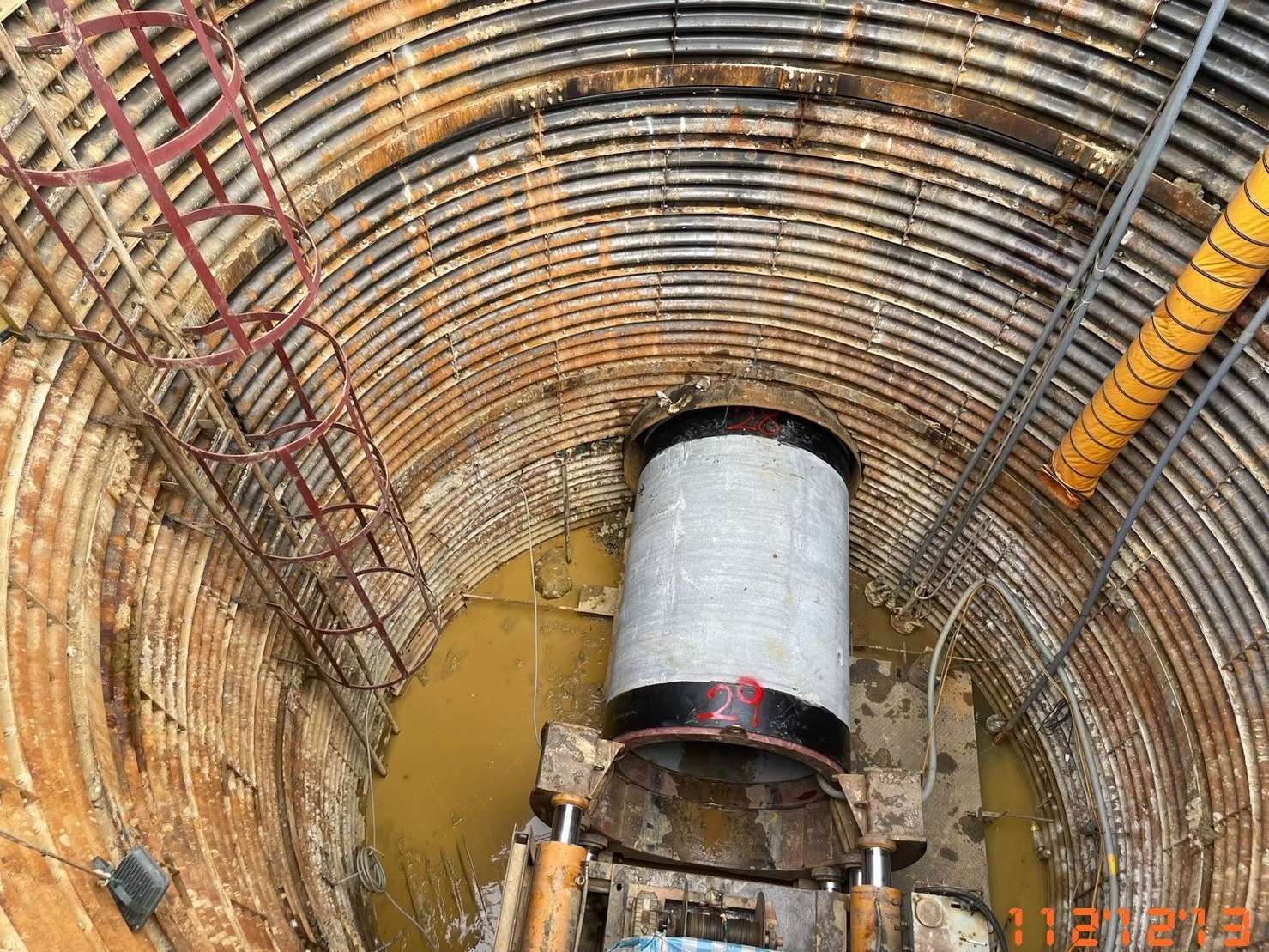 桃園水務局推動下水道改善工程 中壢這區域免於淹水之苦 LINE ALBUM 112.12.13 240503 2排水箱涵施工中相片2