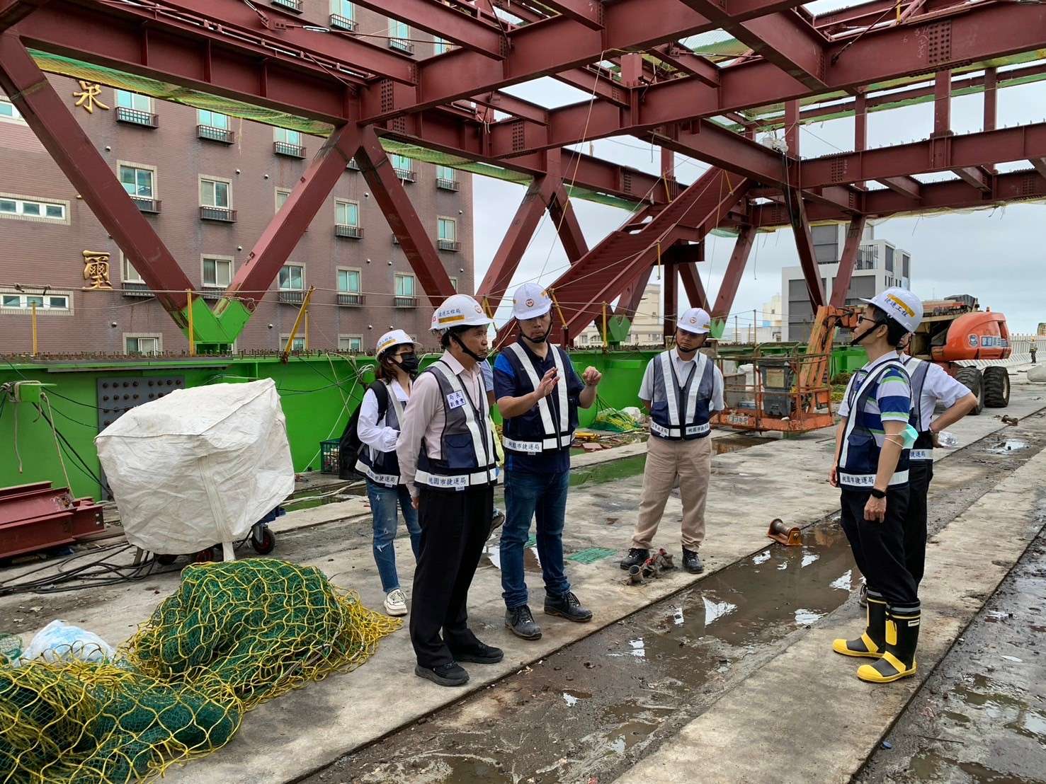 桃捷綠線高架段土建工程進度達8成 劉慶豐對115年通車有信心 LINE ALBUM 1130523北段成果視察 240522 18 0