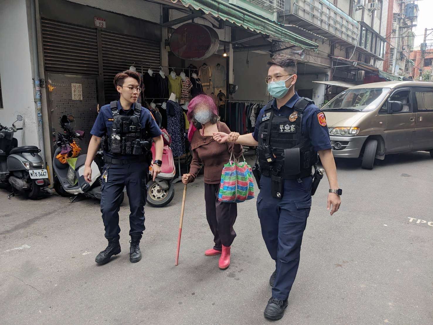 印尼新住民失智迷途 龜山警耐心溝通查身分 S 114130982