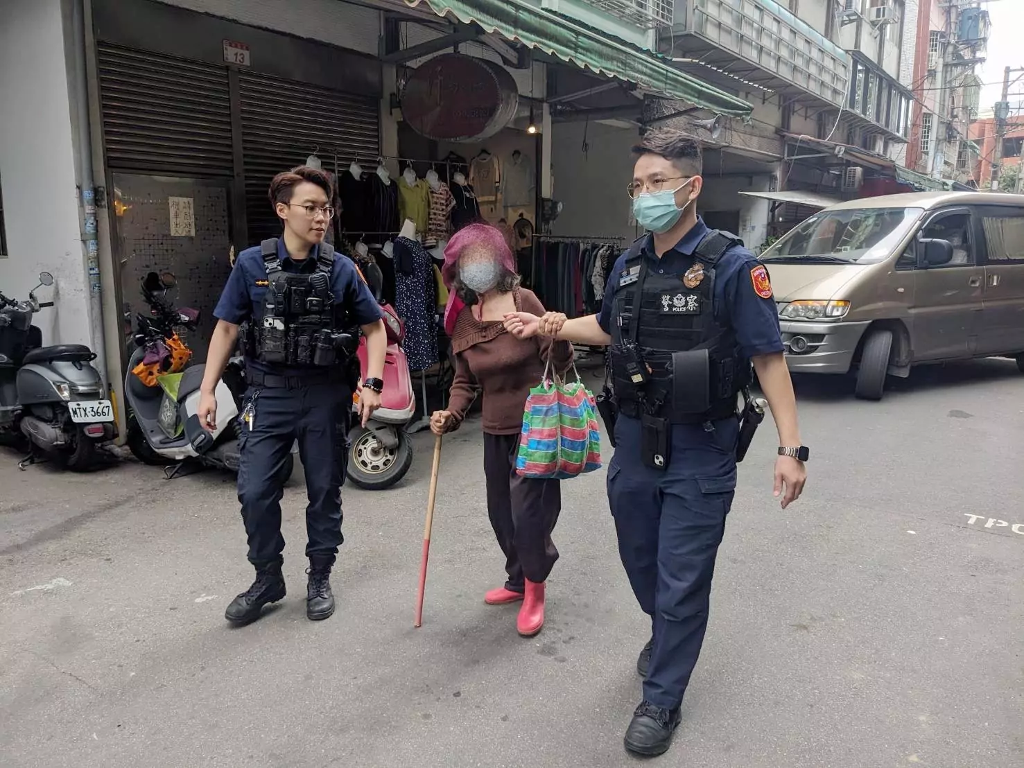 印尼新住民失智迷途 龜山警耐心溝通查身分 S 114130982