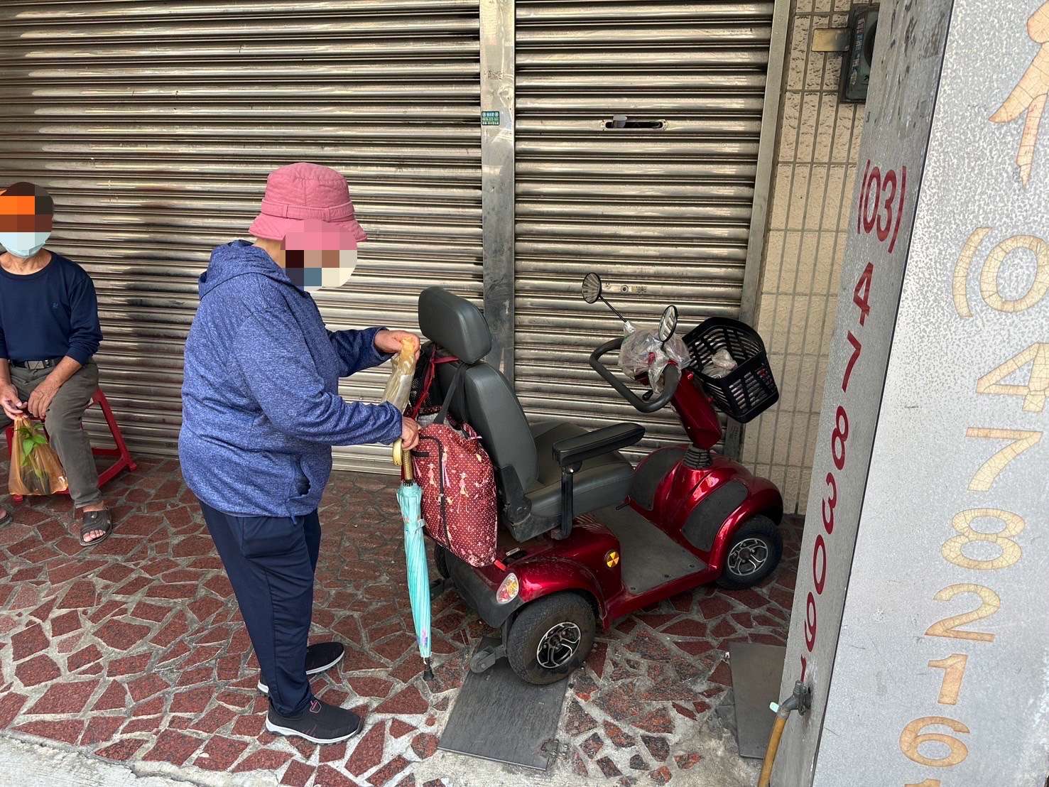 8旬老婦忘記車停哪?楊梅警熱心助找回 S 16654366